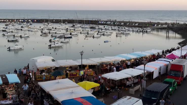 Marché-nocturne-jard-sur-mer