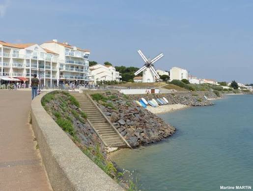 Moulin-et-bateau